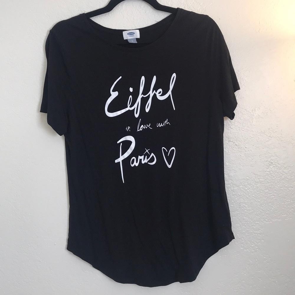 Old Navy T-Shirt in GREAT Condition✨
